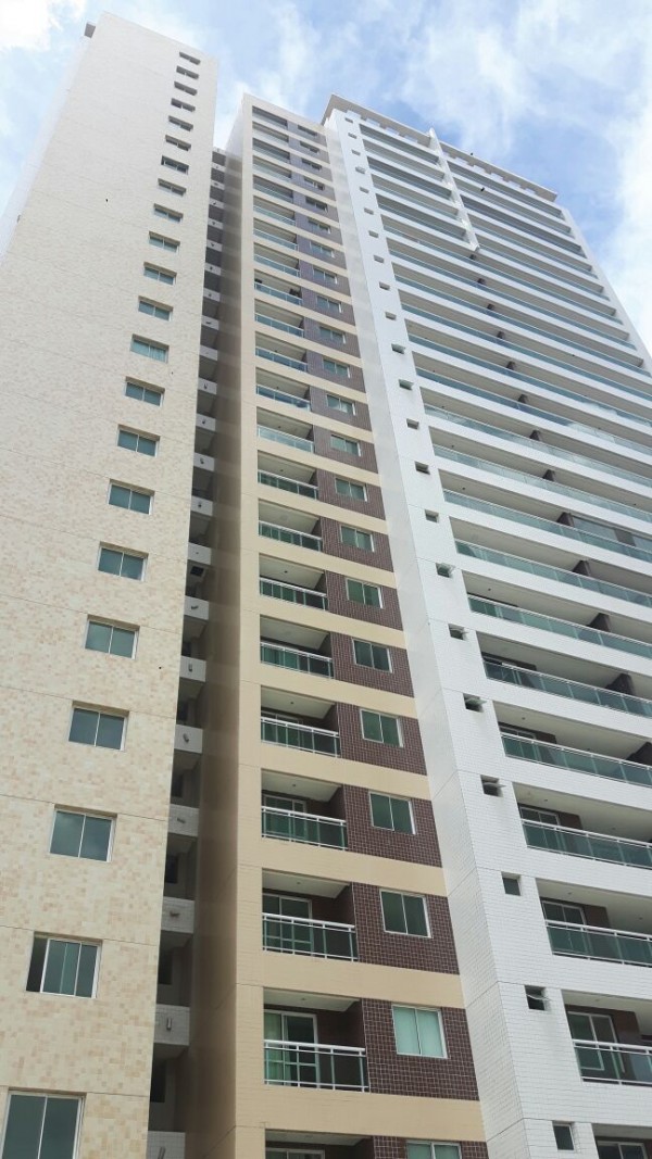 Apartamento com 3 dormitórios à venda, 112 m² por R$ 550.000,00 - Fátima - Fortaleza/CE