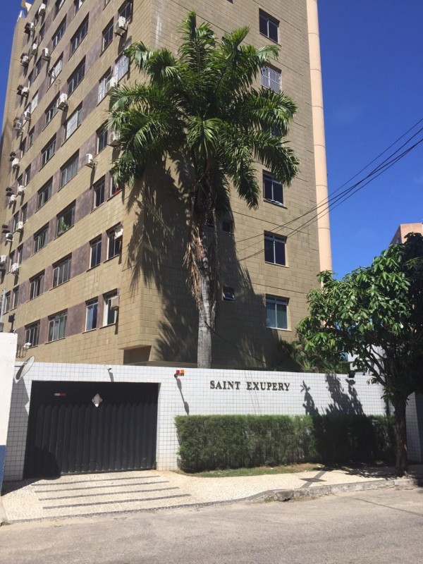 Apartamento com 3 dormitórios à venda, 126 m² por R$ 450.000 - Varjota - Fortaleza/CE